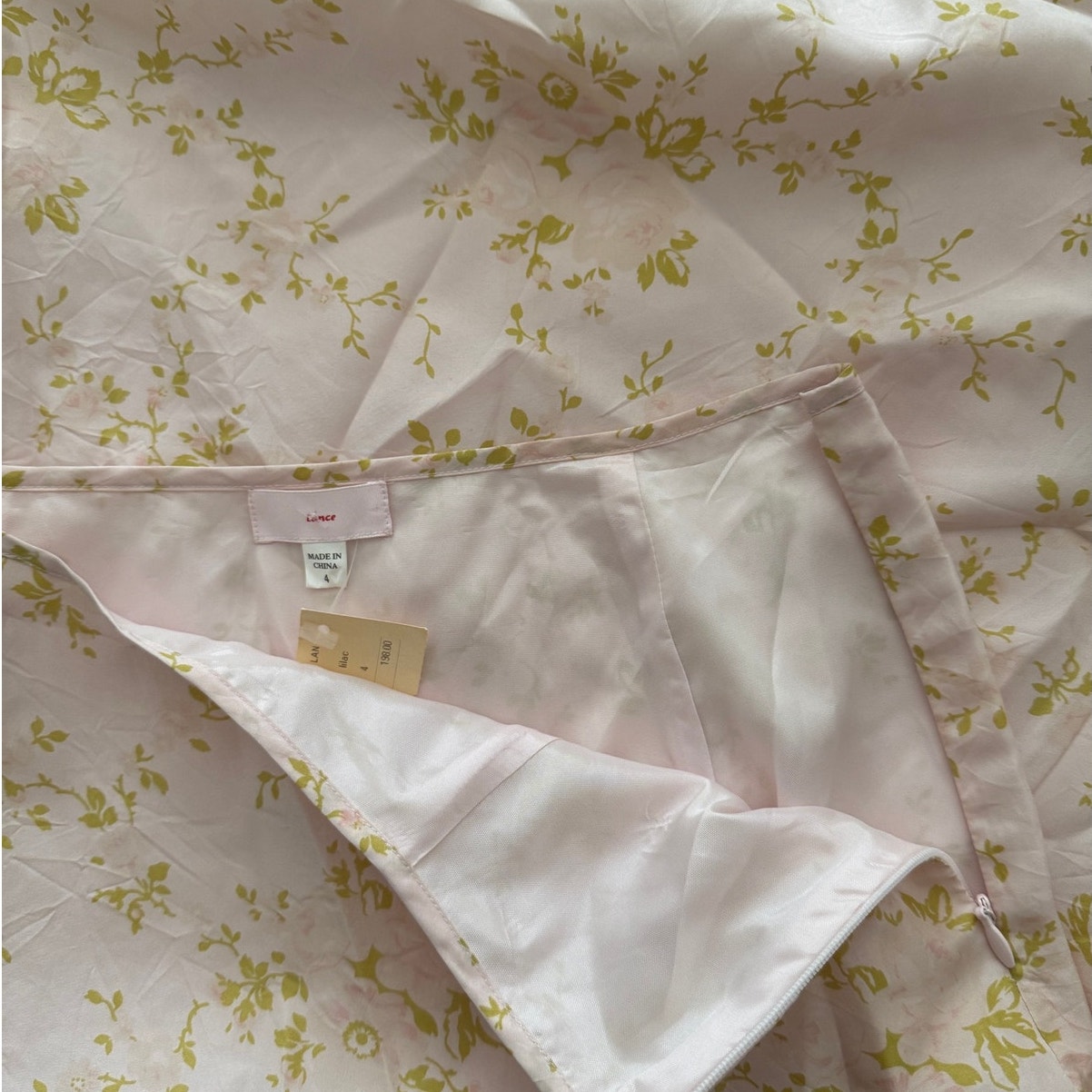 Fred Segal Nwt | Vintage Pink Floral Silk Skirt, Delicate Beadwork | Size 4 — image 6 of 7